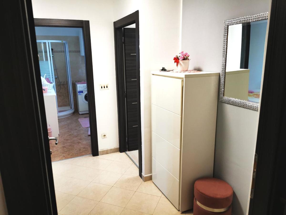 Apartment Tanja Porec Esterno foto