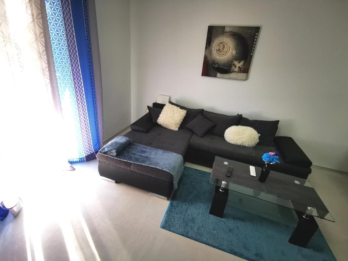 Apartment Tanja Porec Esterno foto