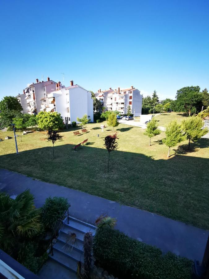 Apartment Tanja Porec Esterno foto