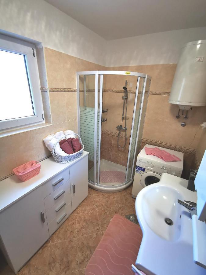 Apartment Tanja Porec Esterno foto