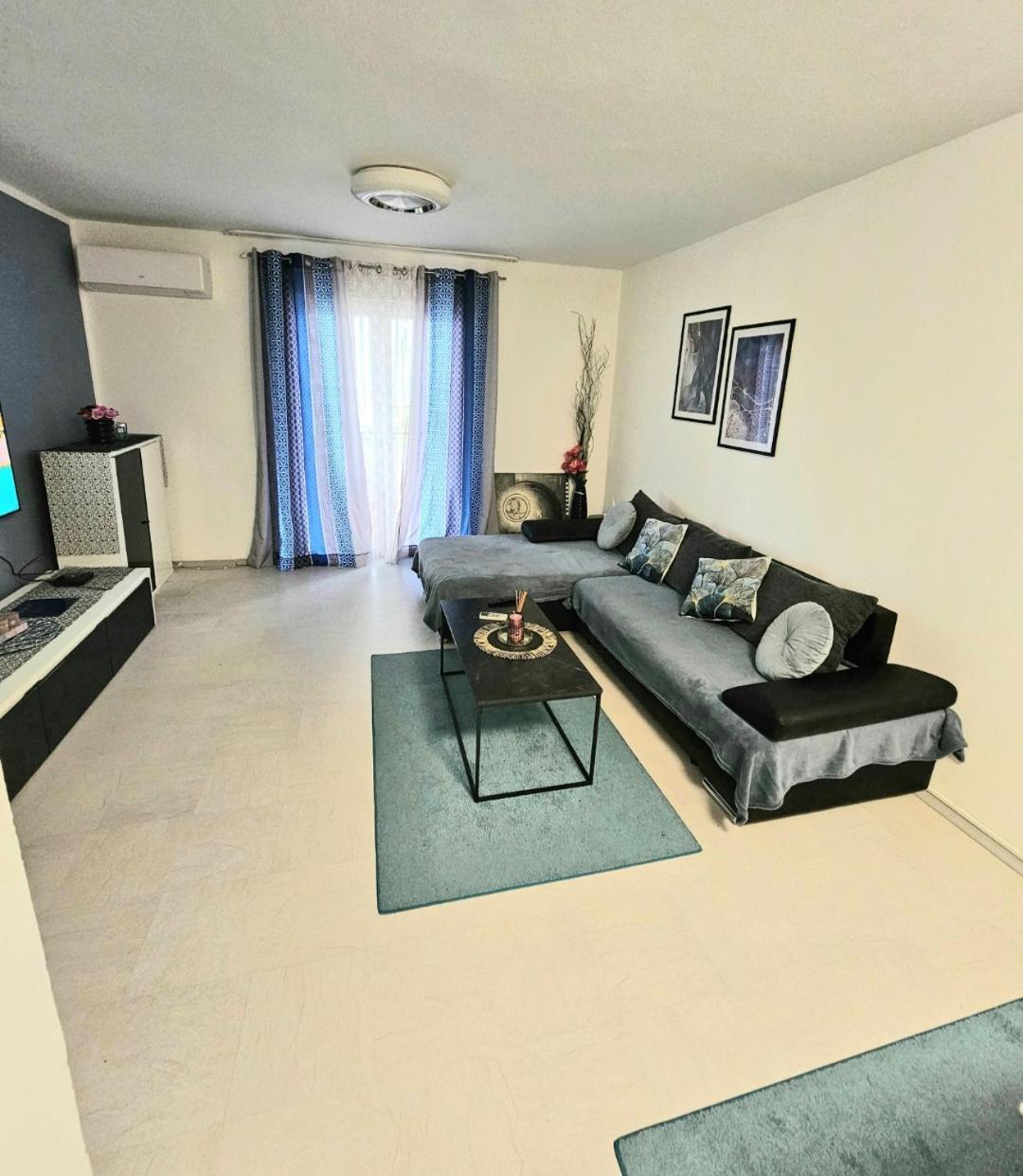 Apartment Tanja Porec Esterno foto